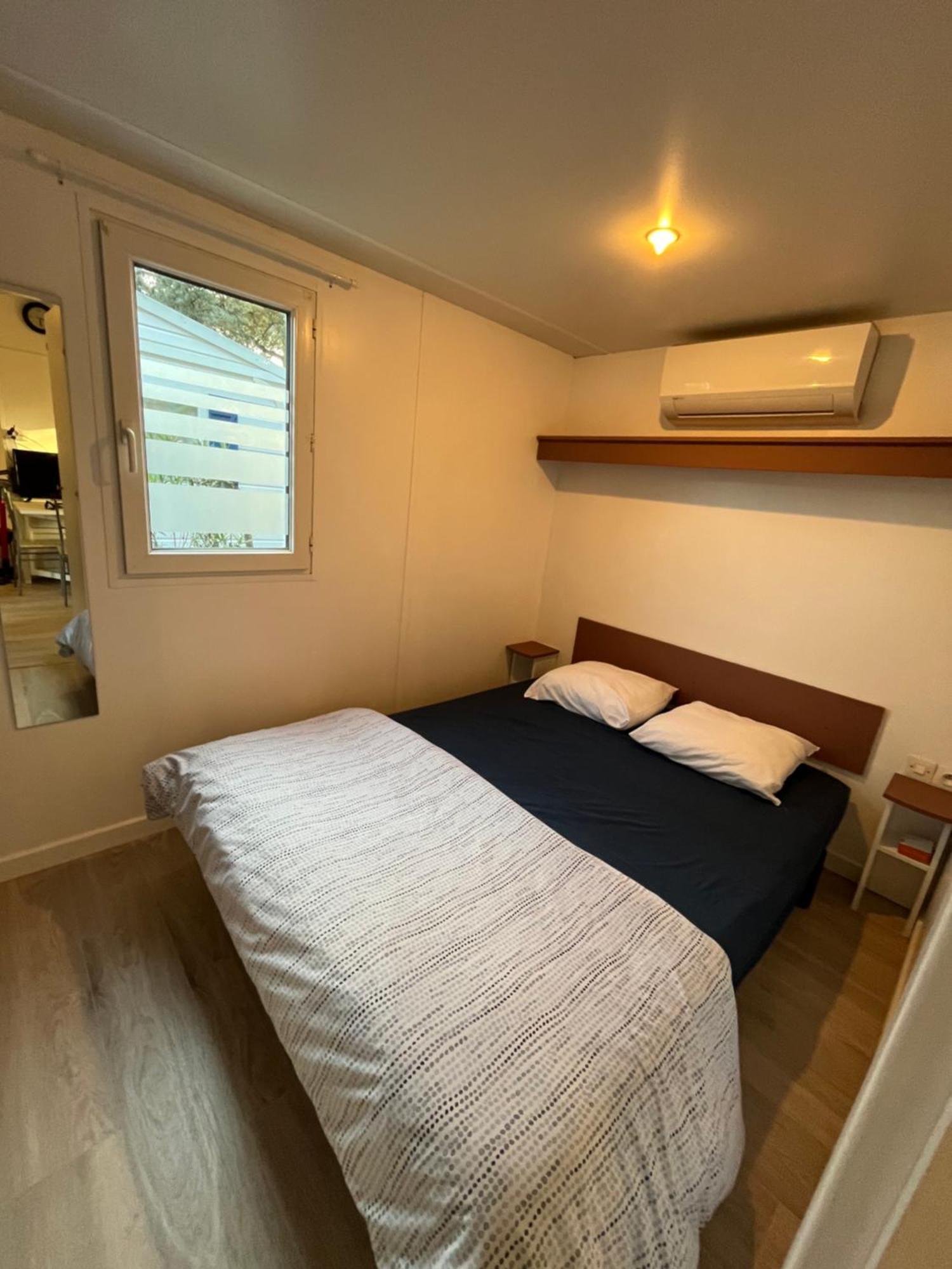 Mobil-Home Camping Oasis Рокбрюн-сюр-Аржан Екстериор снимка